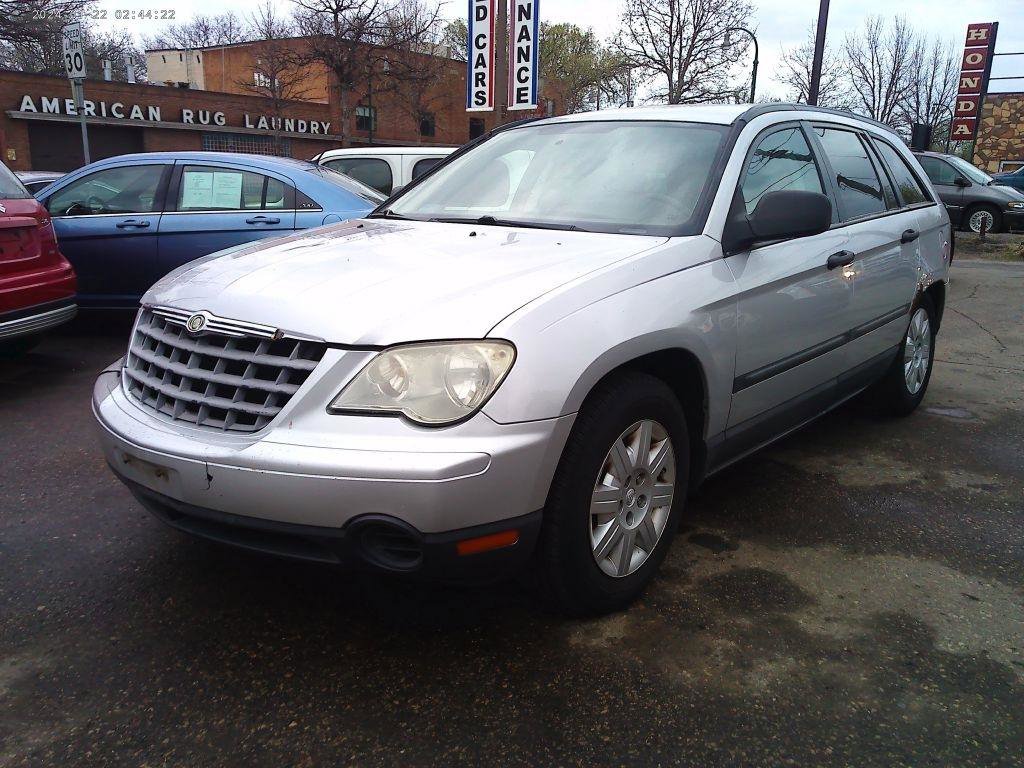 Used 2008 Chrysler Pacifica LX AWD/4WD image 2