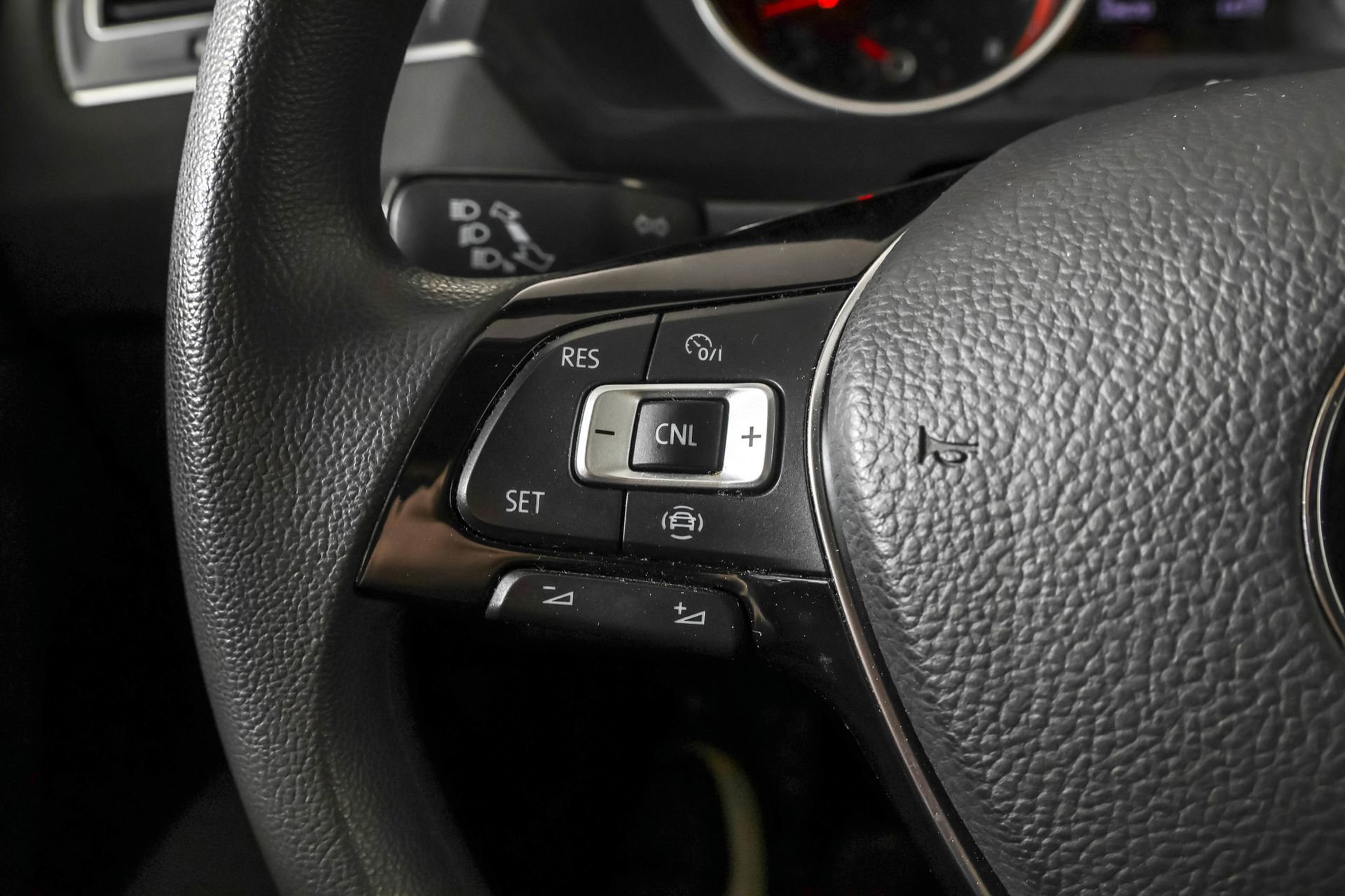 Used 2019 Volkswagen Tiguan S w/ Driver Assistance Package image 26