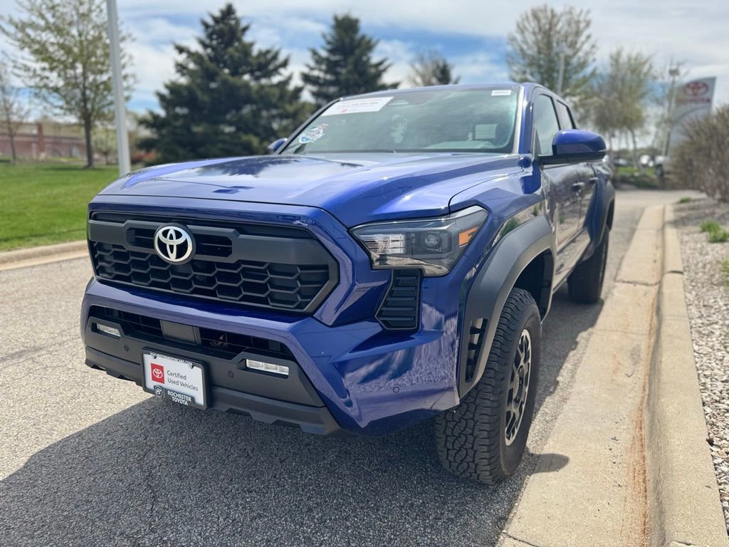 Used 2024 Toyota Tacoma TRD Off-Road w/ TRD Off Road Upgrade Package AWD/4WD image 34