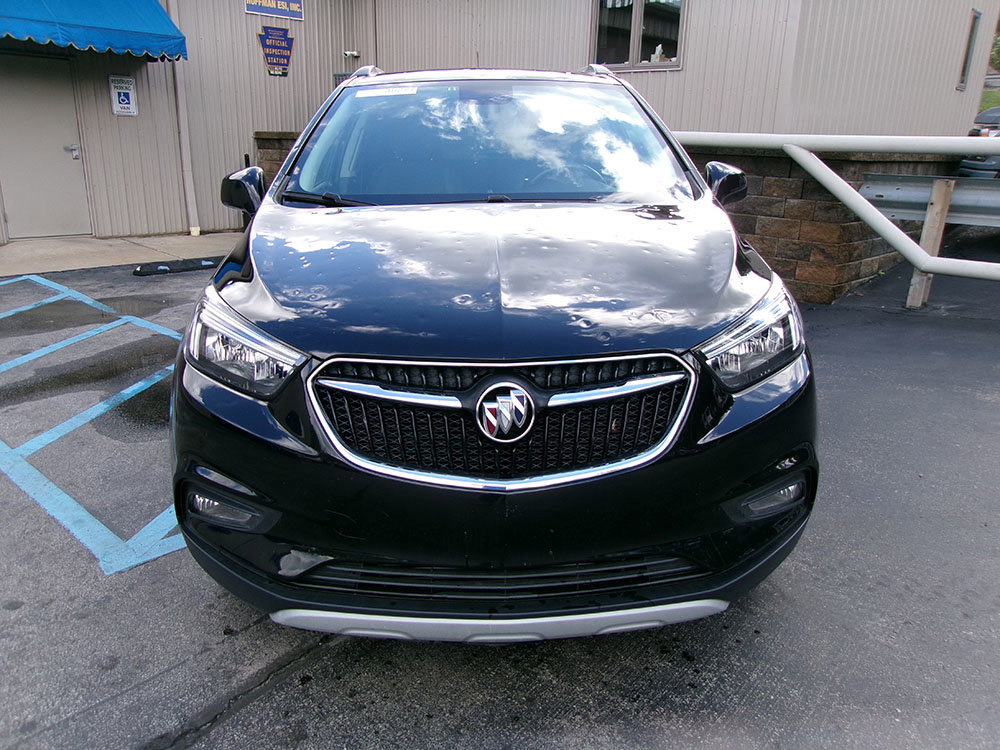 Used 2020 Buick Encore Sport Touring w/ Safety Package AWD/4WD image 2