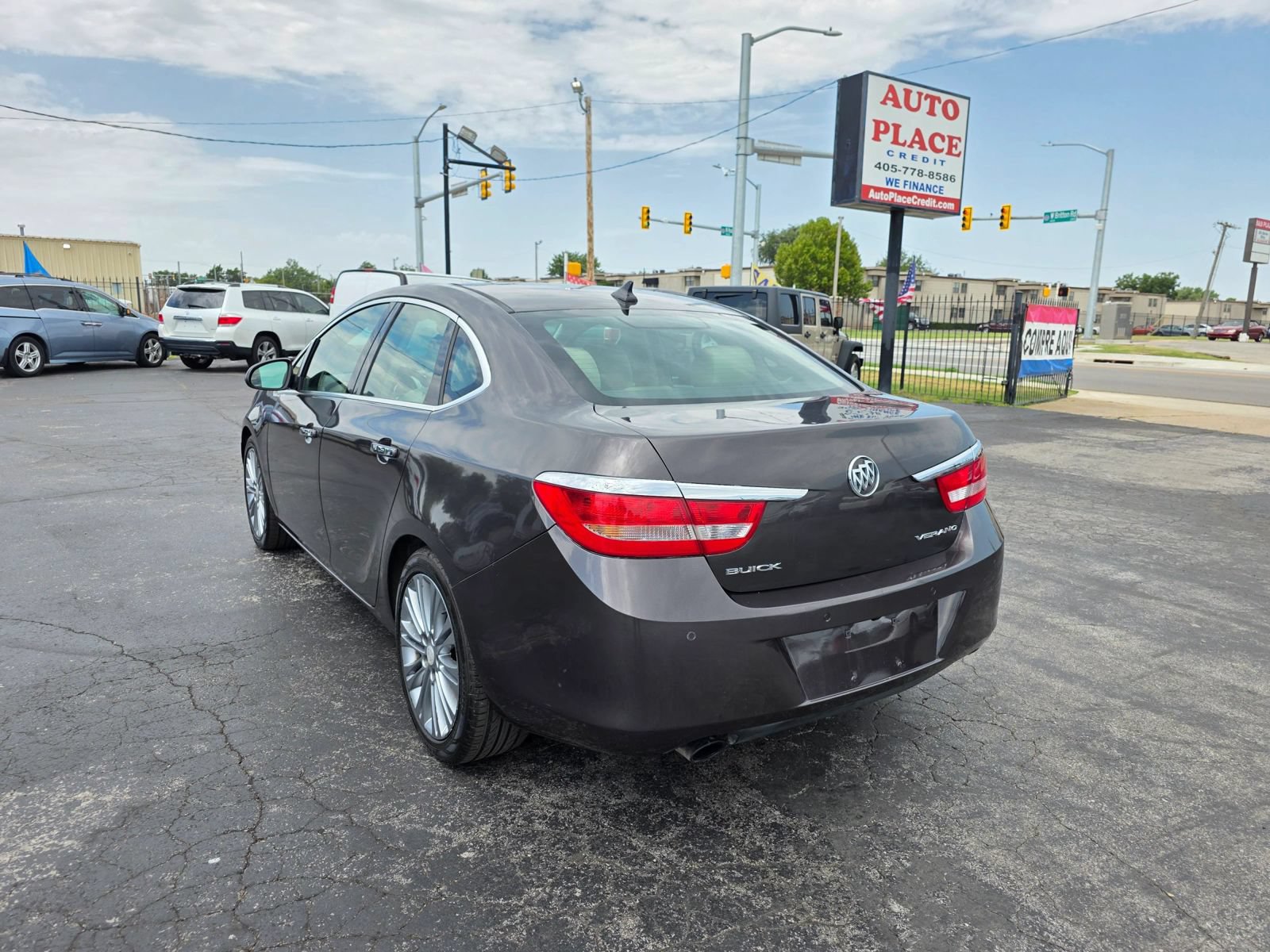 Used 2013 Buick Verano Leather FWD image 5