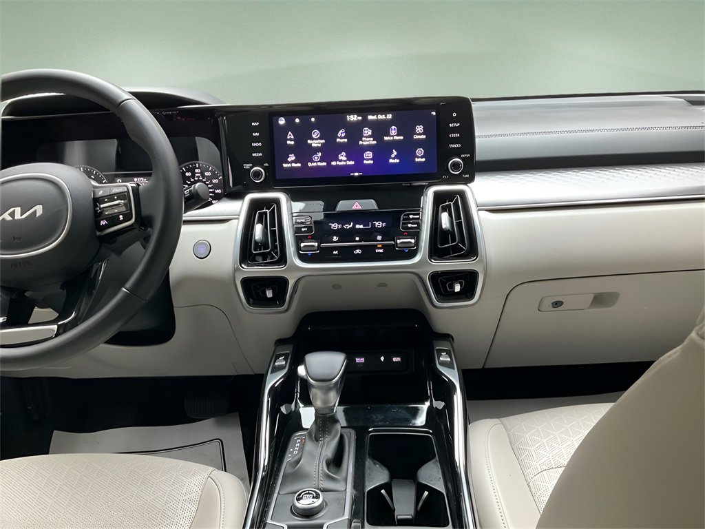 Used 2022 Kia Sorento SX image 21