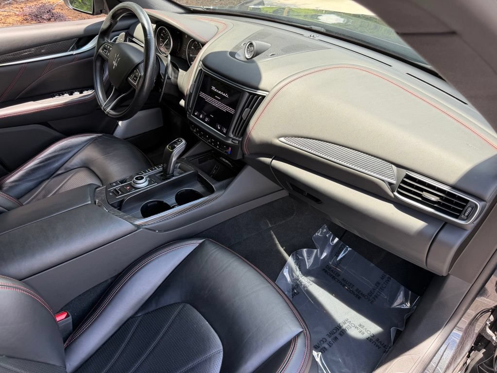 Used 2022 Maserati Levante Modena AWD/4WD image 33