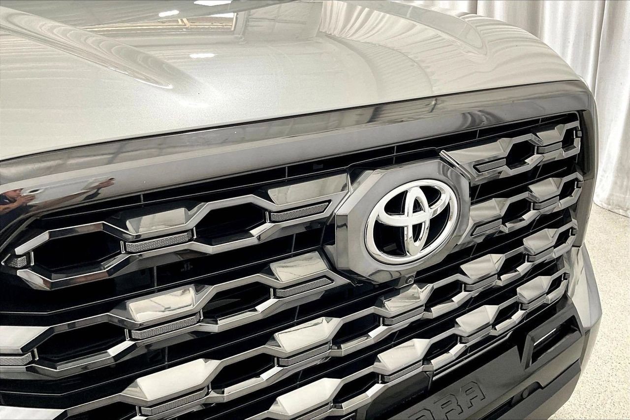 Used 2024 Toyota Tundra Platinum image 30