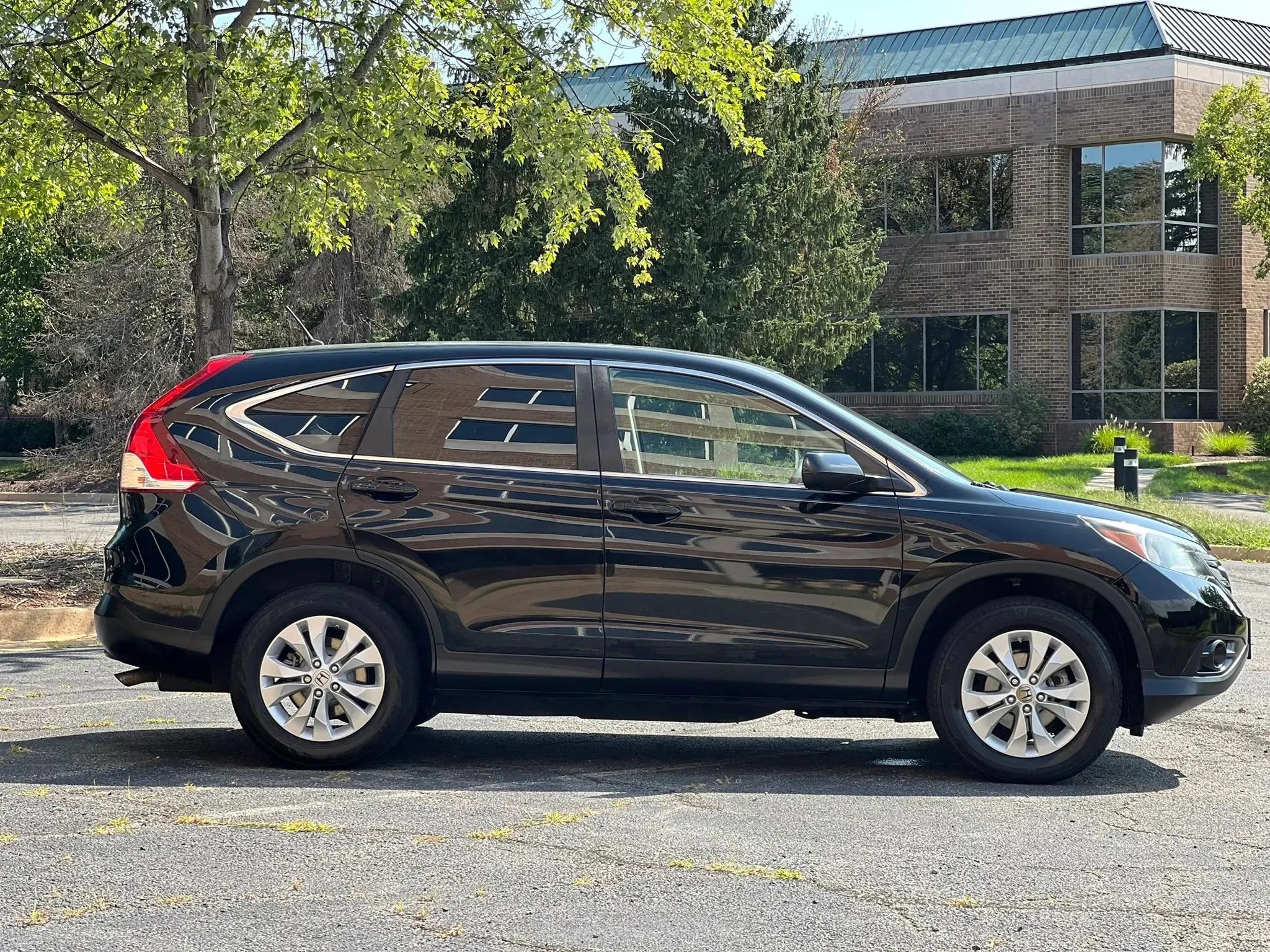Used 2013 Honda CR-V EX image 6