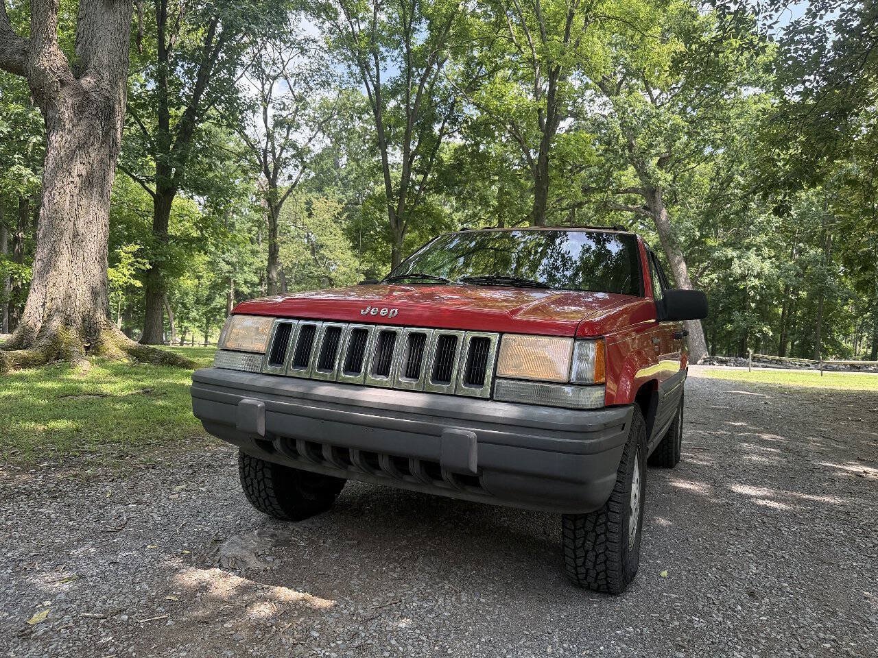 Used 1995 Jeep Grand Cherokee Laredo AWD/4WD image 3