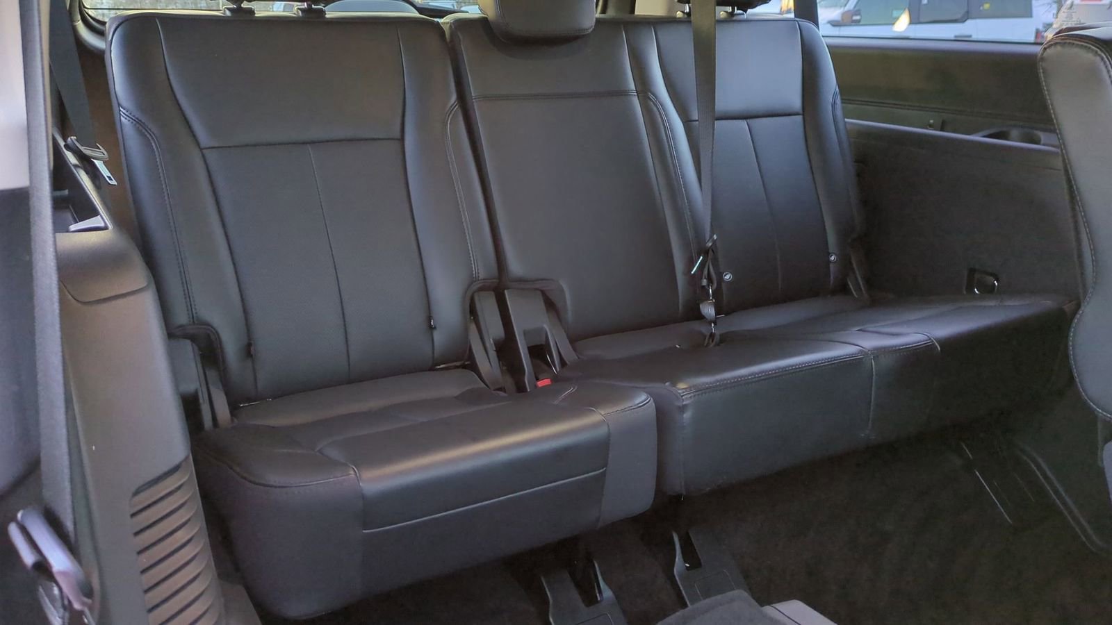 Used 2022 Ford Expedition Max XLT image 23