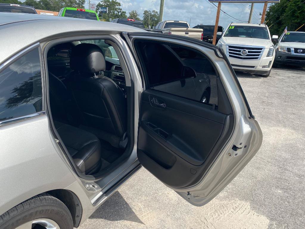 Used 2007 Chevrolet Impala SS w/ Convenience Package FWD image 19