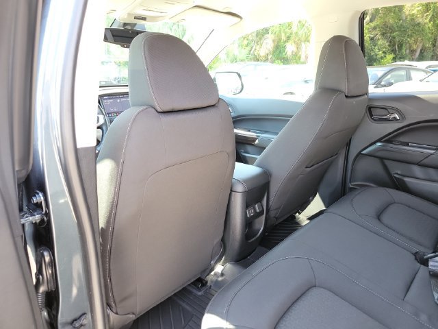 Used 2020 GMC Canyon SLE w/ Driver Alert Package RWD image 12