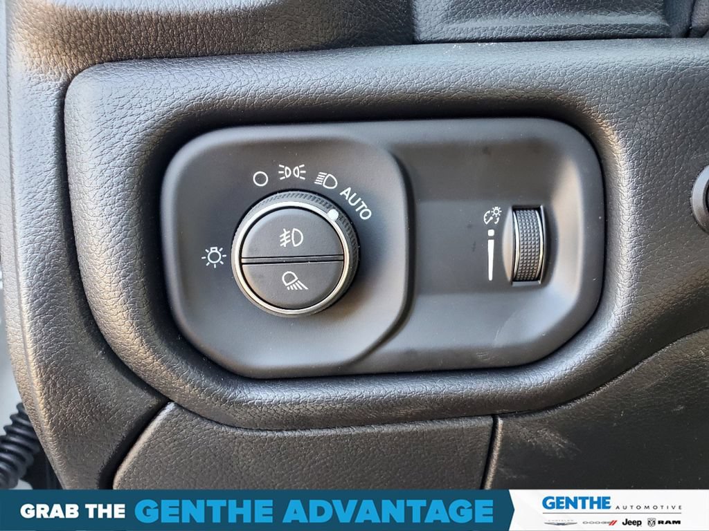 New 2024 RAM 2500 Tradesman w/ Chrome Appearance Group AWD/4WD image 11