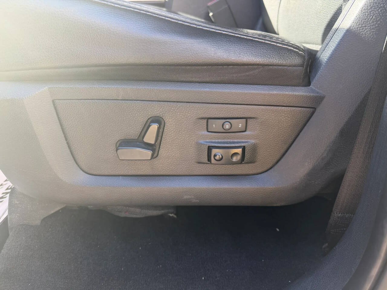 Used 2016 RAM 2500 Laramie AWD/4WD image 28