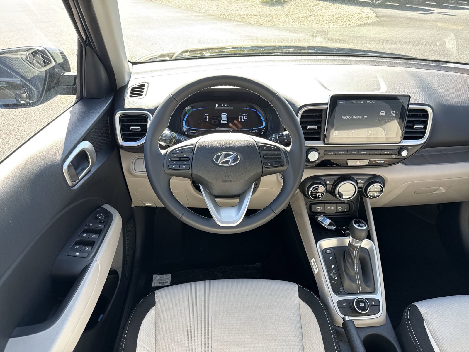 New 2026 Hyundai Venue SEL FWD image 14