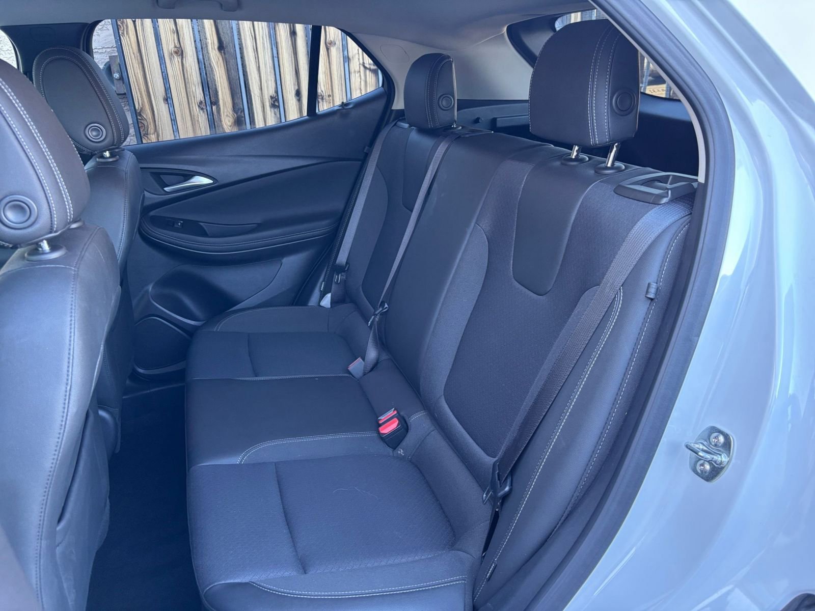 Used 2025 Buick Encore GX Preferred FWD image 37