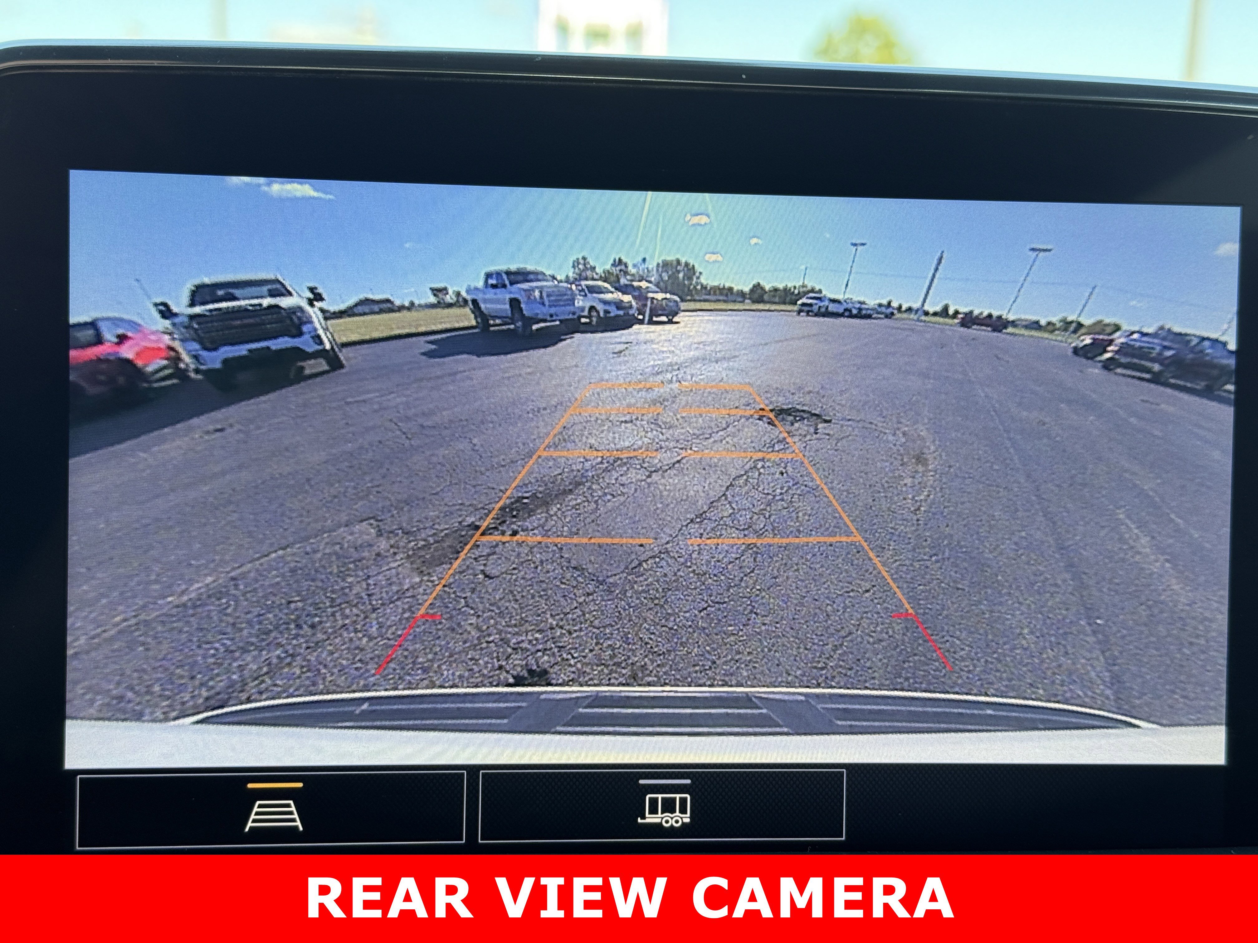 Used 2021 Chevrolet Suburban Premier image 25