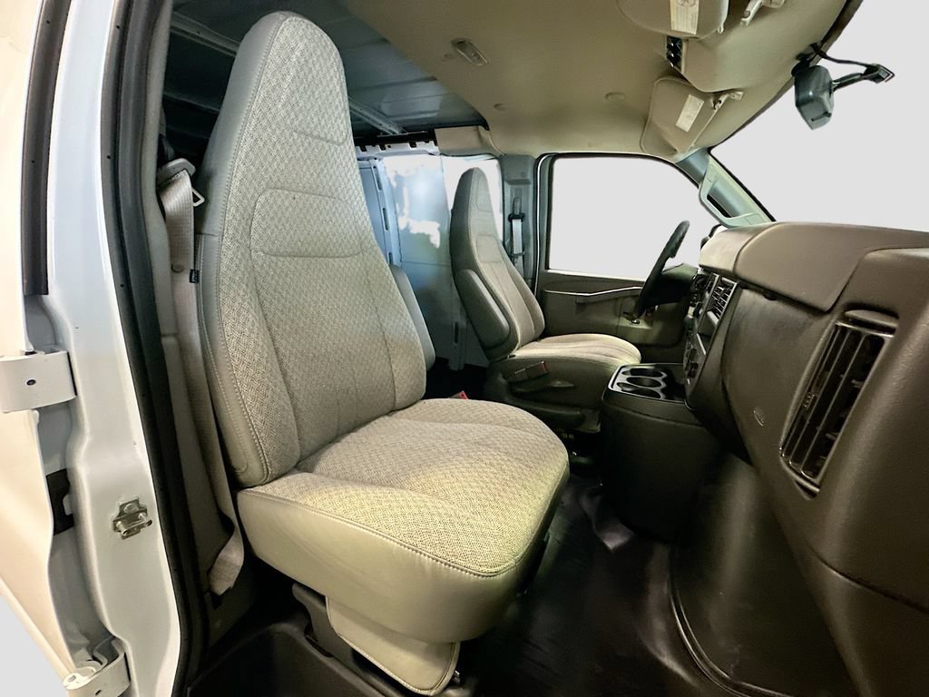 New 2025 Chevrolet Express 2500 Extended w/ Driver Convenience Package RWD image 25