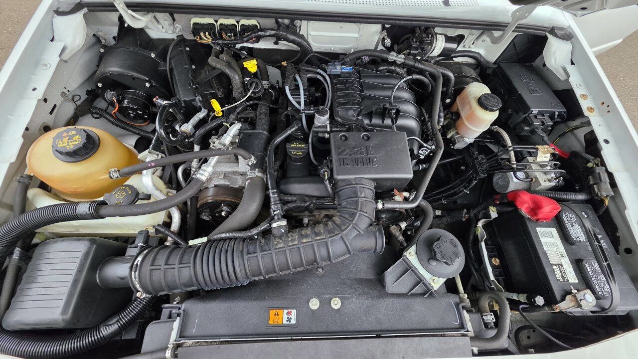 Used 2011 Ford Ranger XL image 9