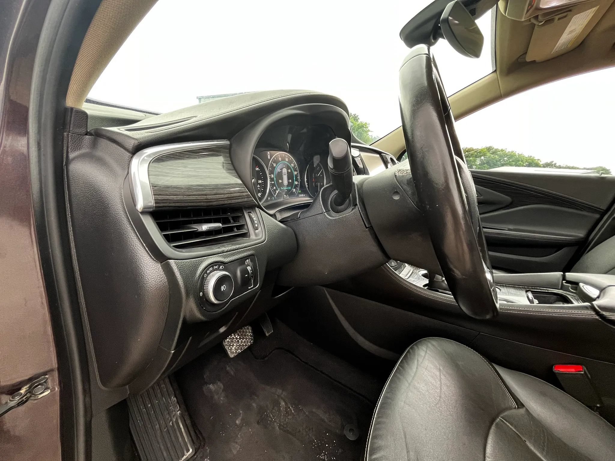 Used 2017 Buick Envision Premium AWD/4WD image 16