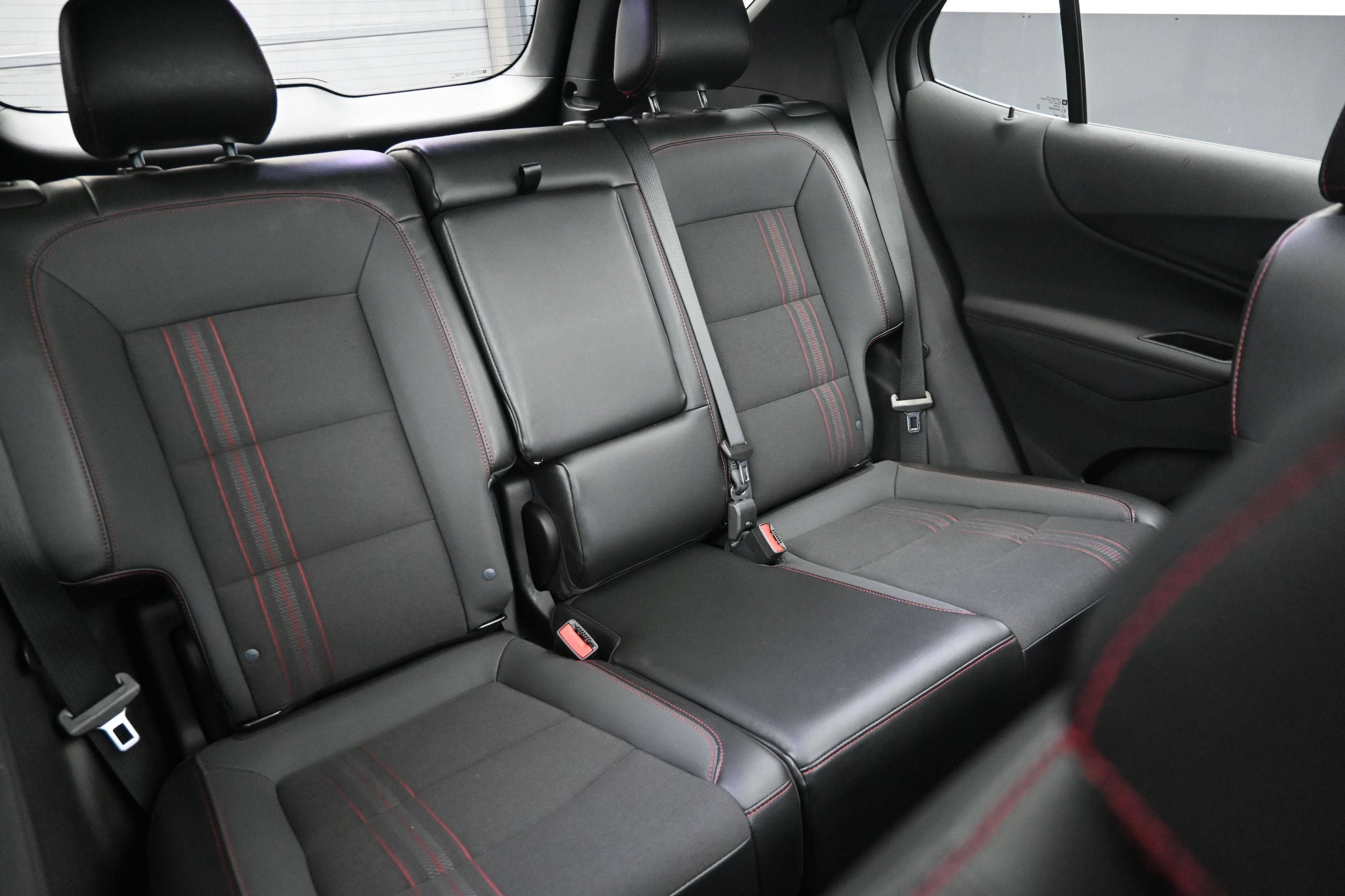 Certified 2023 Chevrolet Equinox RS FWD image 31