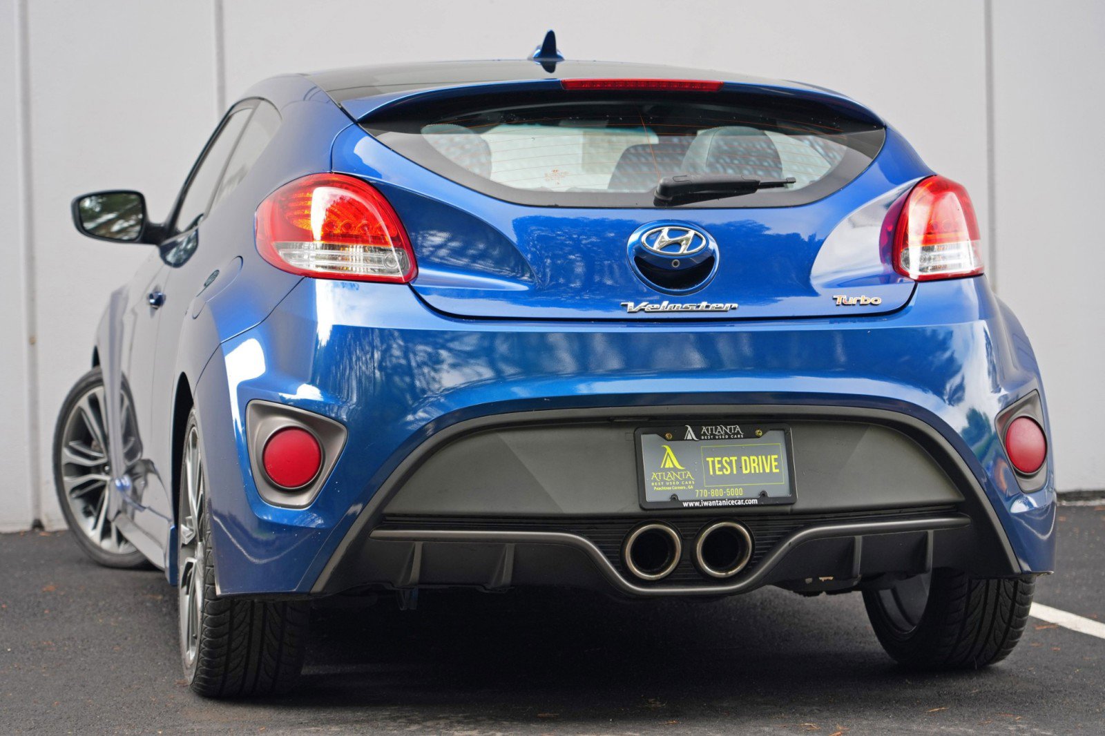 Used 2016 Hyundai Veloster Turbo FWD image 5