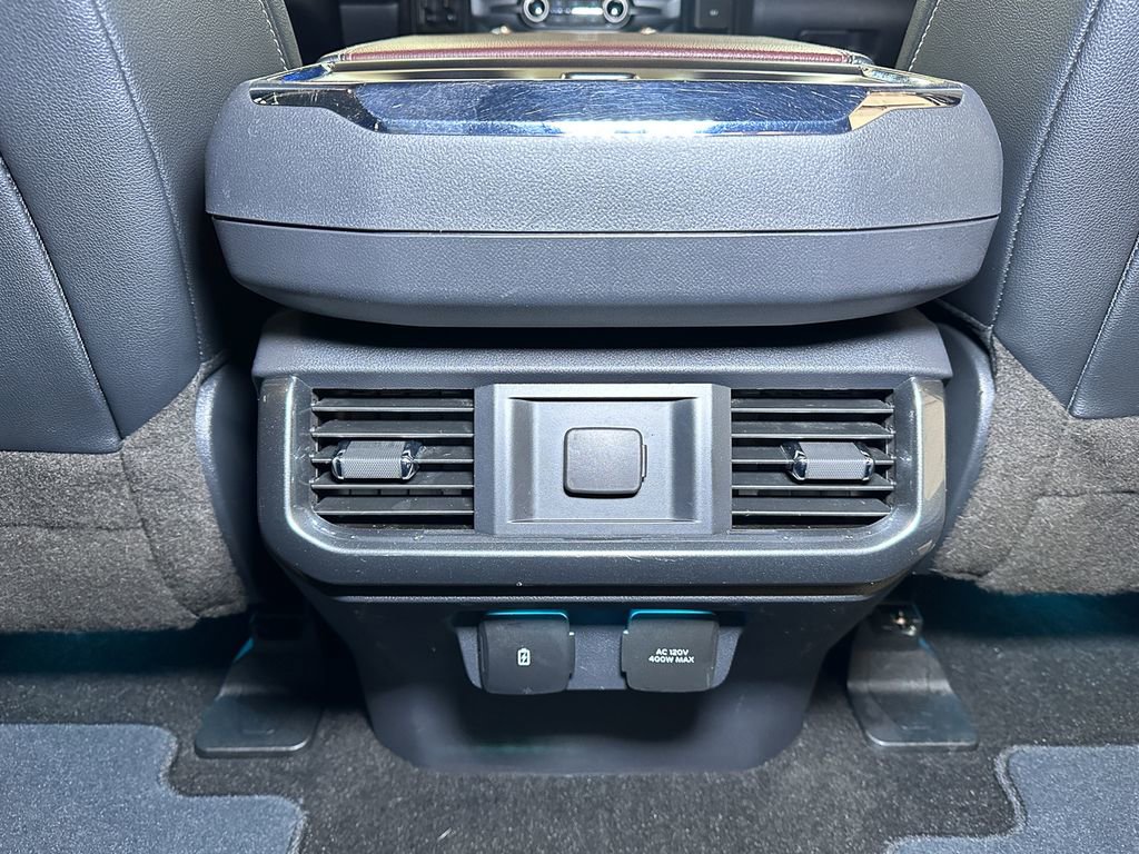 Used 2022 Ford F150 Lariat image 29