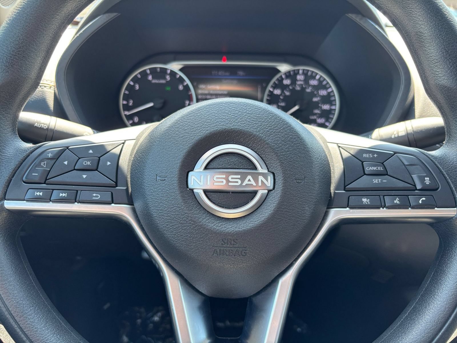 Used 2025 Nissan Sentra SV FWD image 21
