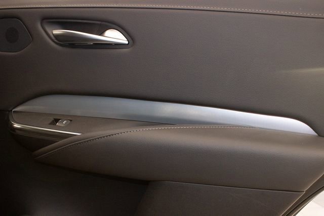 Used 2023 Cadillac XT4 Premium Luxury w/ Enhanced Visibility Package image 13