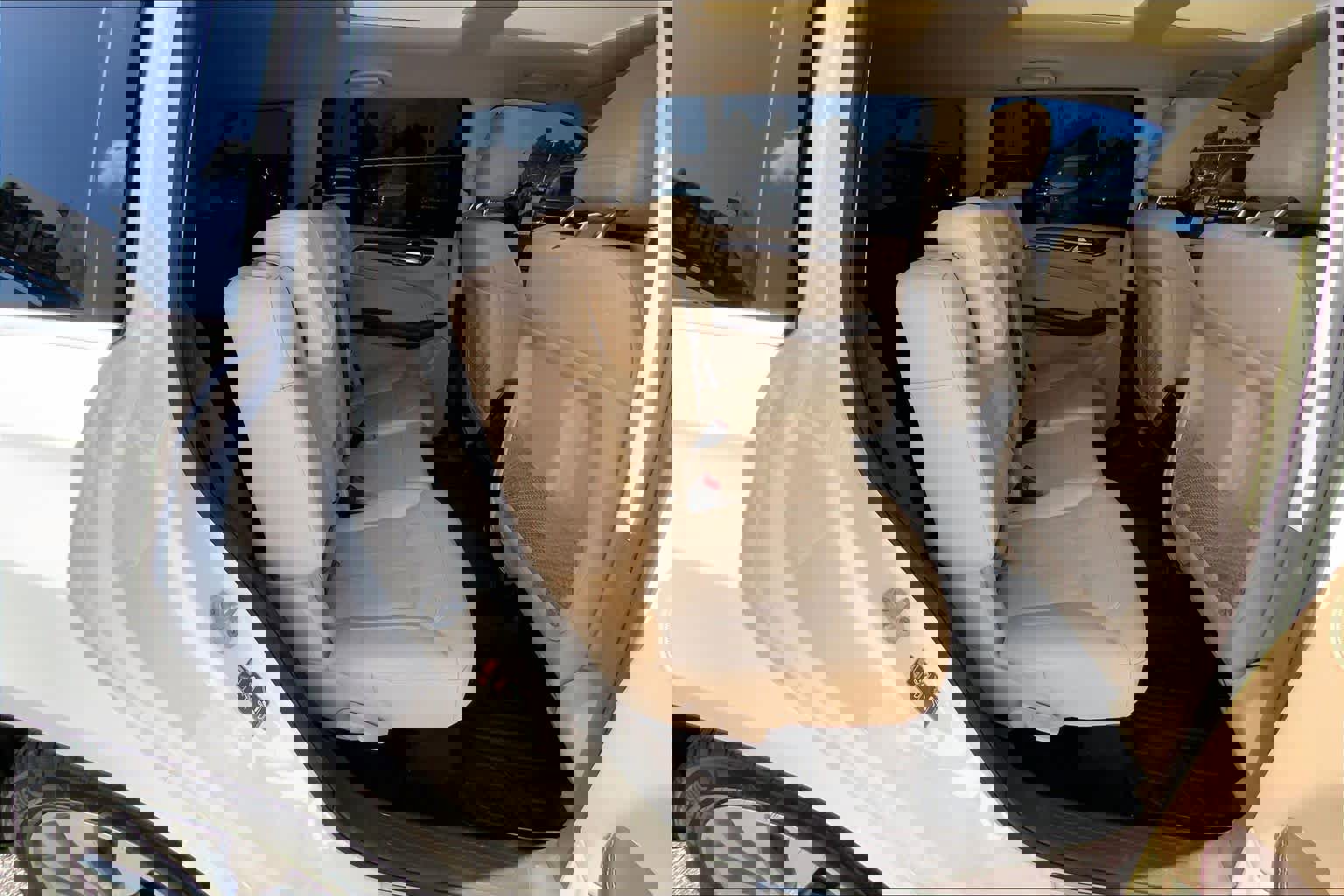 Used 2017 Mercedes-Benz GLS 450 4MATIC image 19