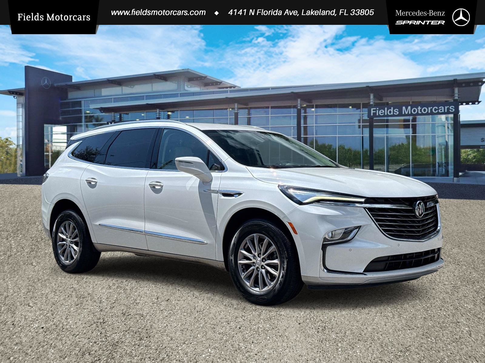 Used 2023 Buick Enclave Essence AWD/4WD image 1