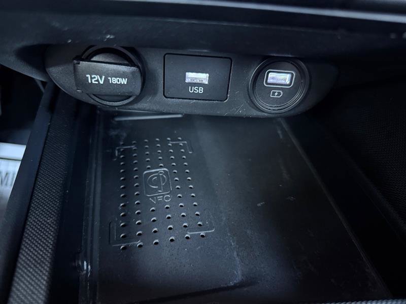 Used 2022 Hyundai Elantra SEL w/ Convenience + Premium Package image 23