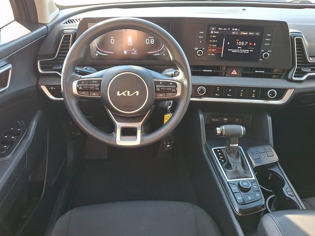 Used 2024 Kia Sportage LX FWD image 11