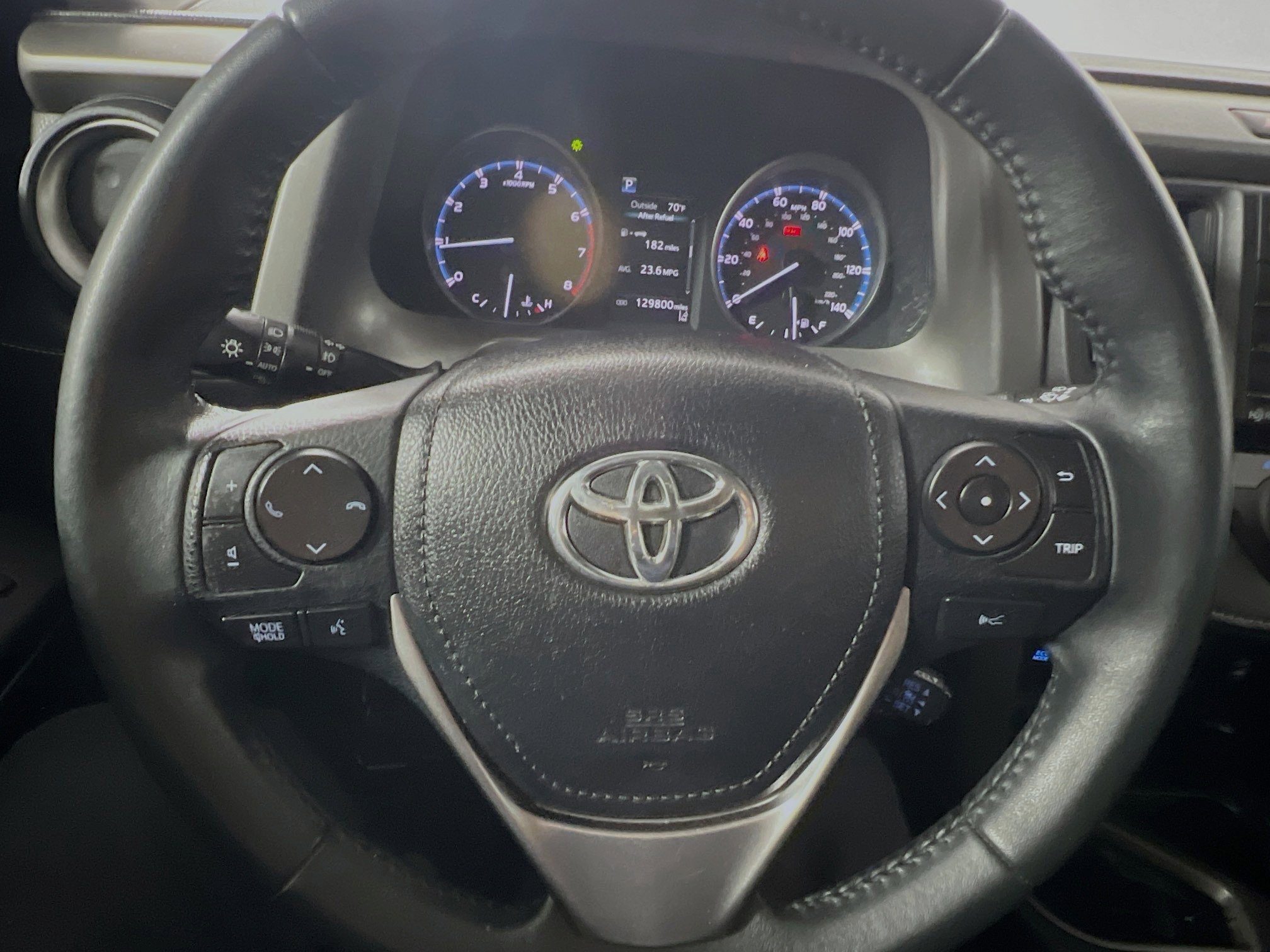 Used 2017 Toyota RAV4 XLE image 18