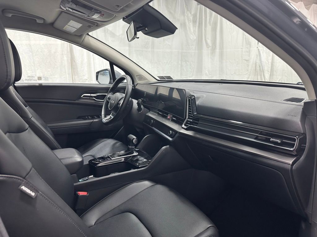 Used 2023 Kia Sportage EX FWD image 57