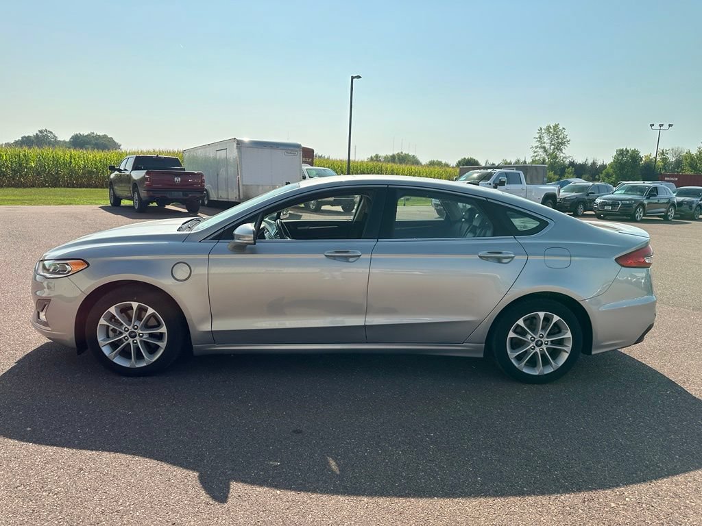 Used 2020 Ford Fusion Energi Titanium FWD image 36
