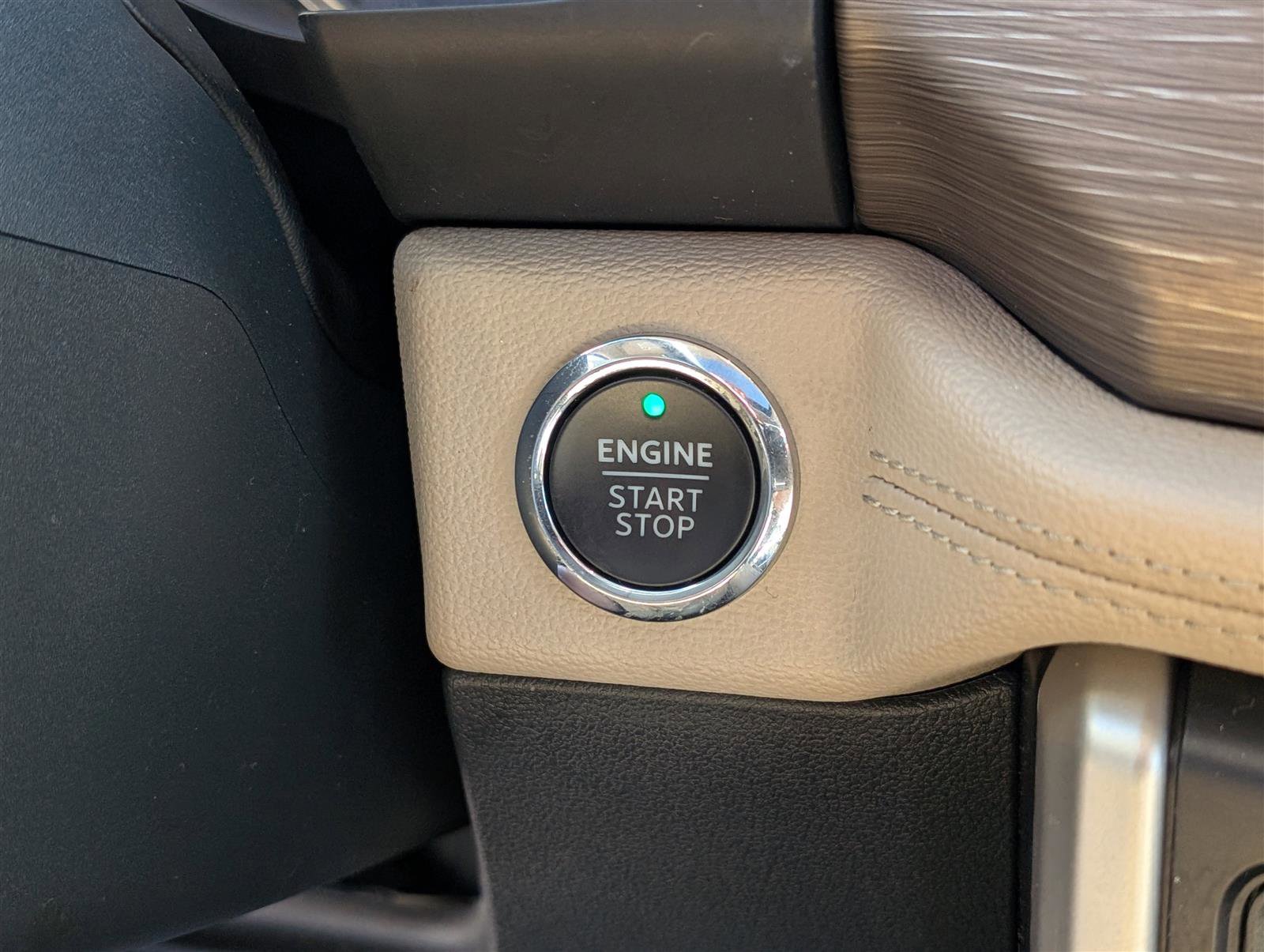 Used 2024 Ford Expedition Max Limited image 25