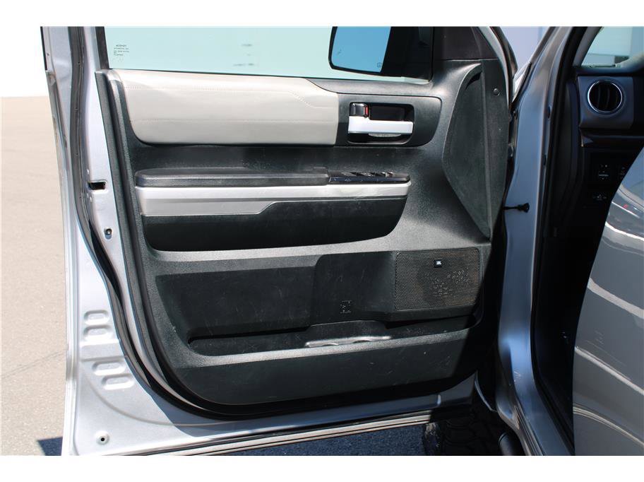 Used 2017 Toyota Tundra Limited w/ Limited Premium Package image 7