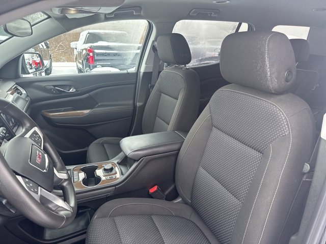 Used 2023 GMC Acadia SLE w/ Driver Convenience Package image 11