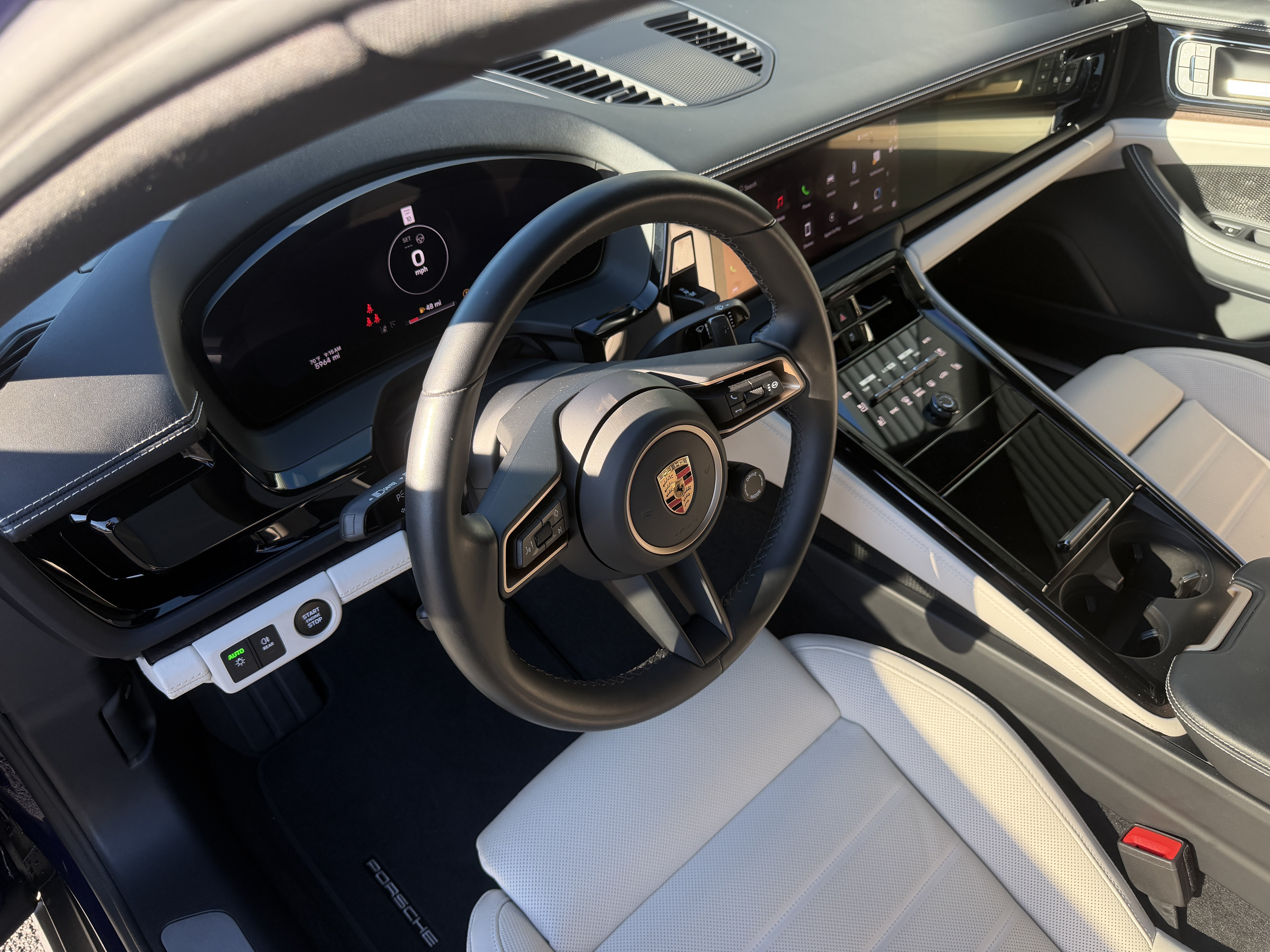 Certified 2024 Porsche Panamera RWD image 4