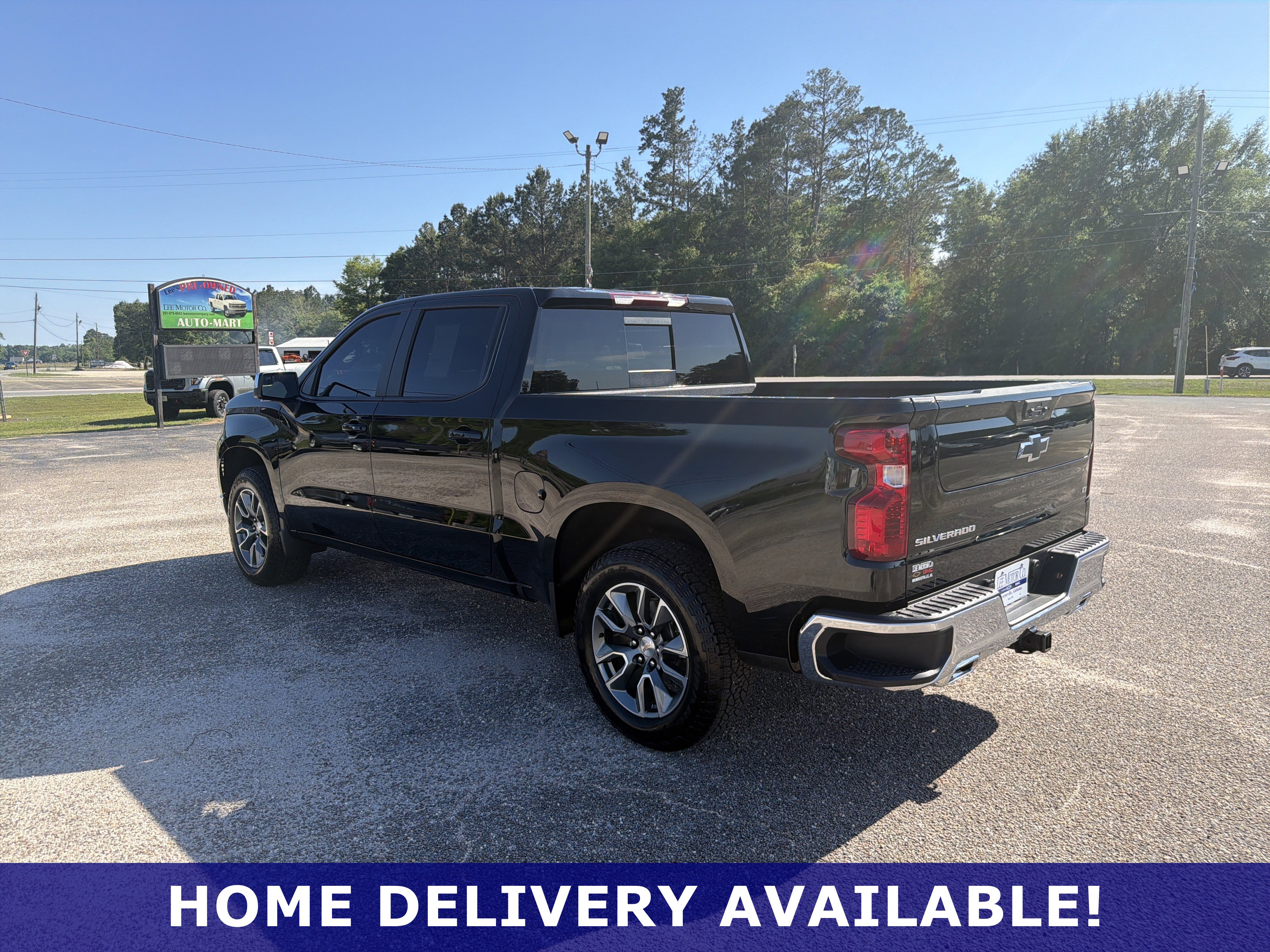 Used 2026 Chevrolet Silverado 1500 LT AWD/4WD image 9