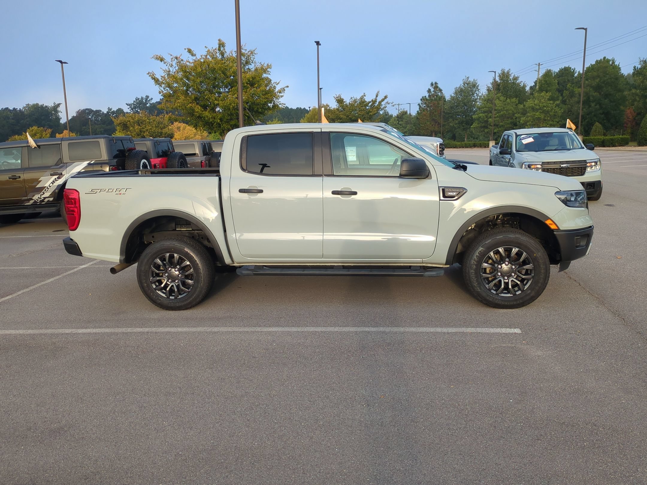 Used 2023 Ford Ranger XLT w/ Equipment Group 301A Mid AWD/4WD image 3