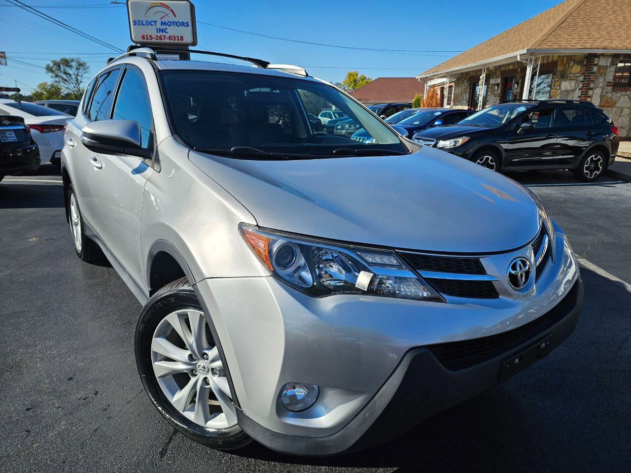 Used 2015 Toyota RAV4 Limited image 7