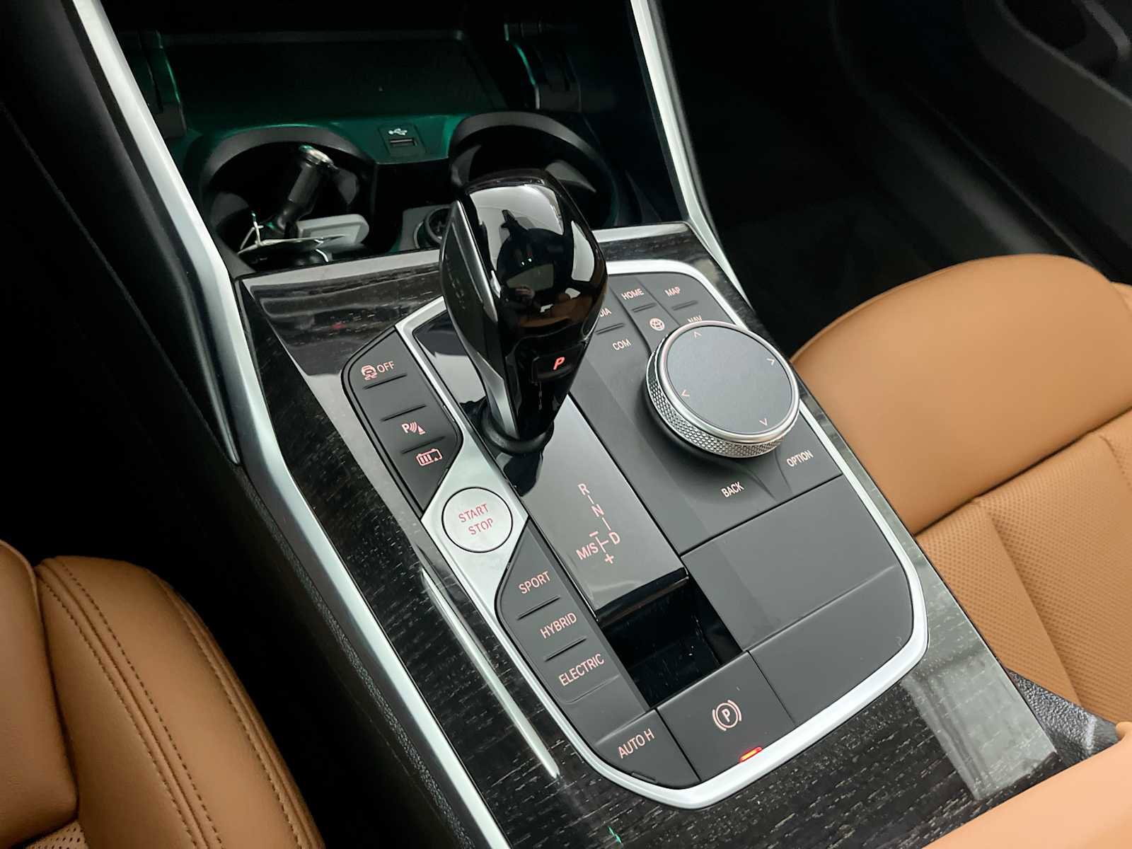 Used 2022 BMW 330e xDrive w/ Premium Package AWD/4WD image 28