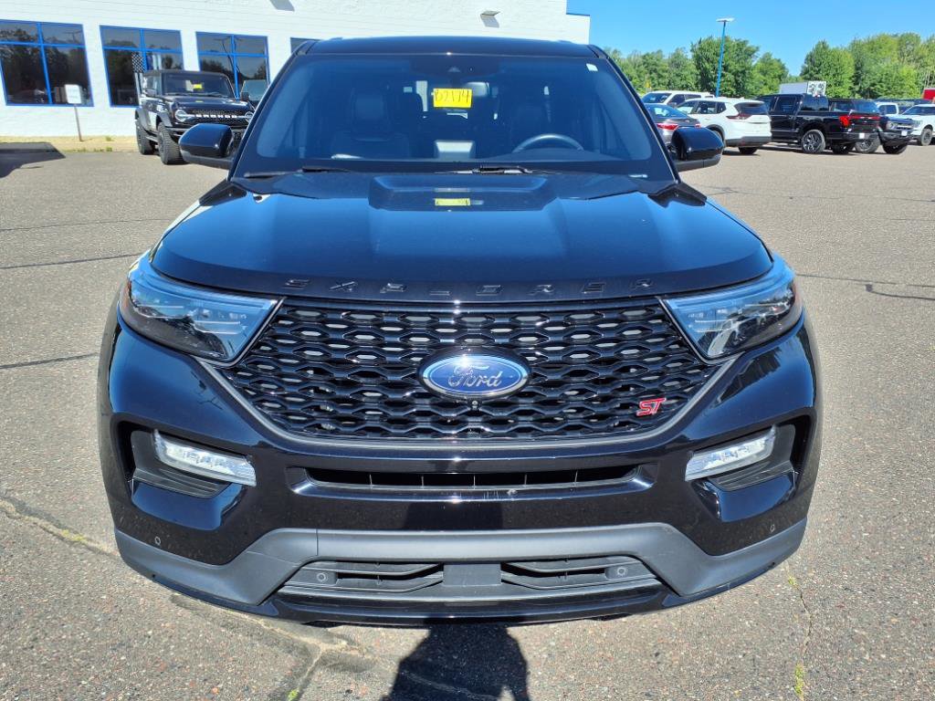 Certified 2022 Ford Explorer ST w/ Equipment Group 401A image 9