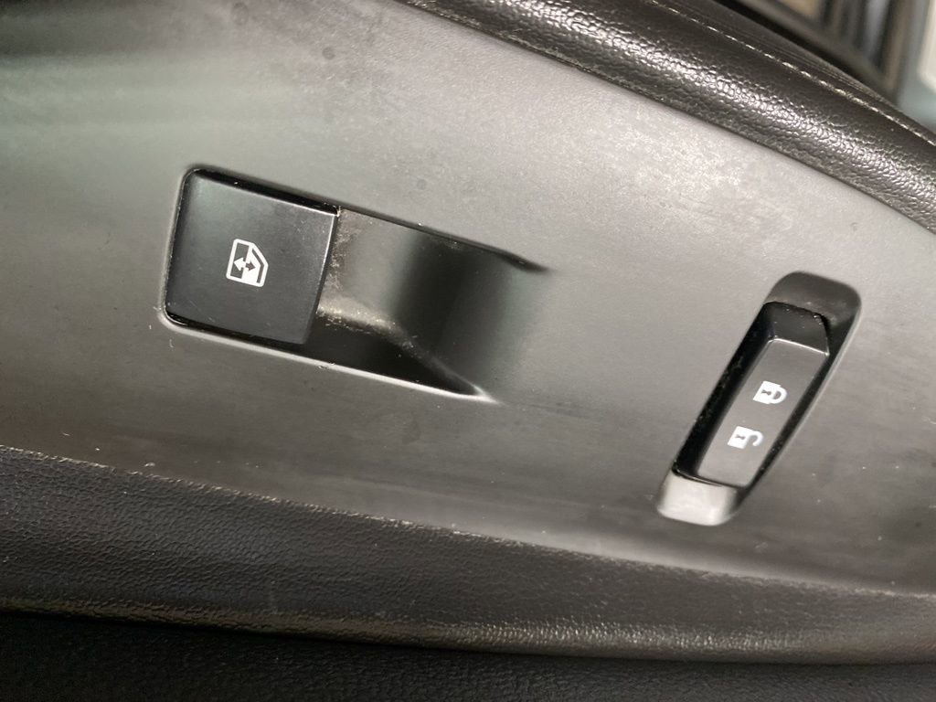 Used 2017 Buick Encore Essence image 19