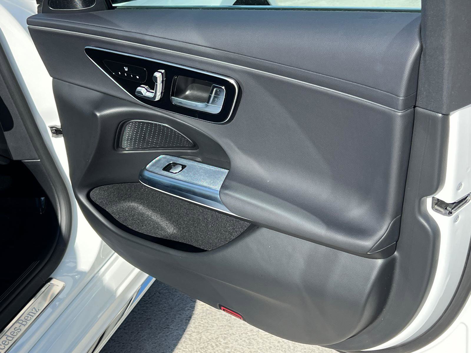 Used 2025 Mercedes-Benz E 350 Sedan image 14