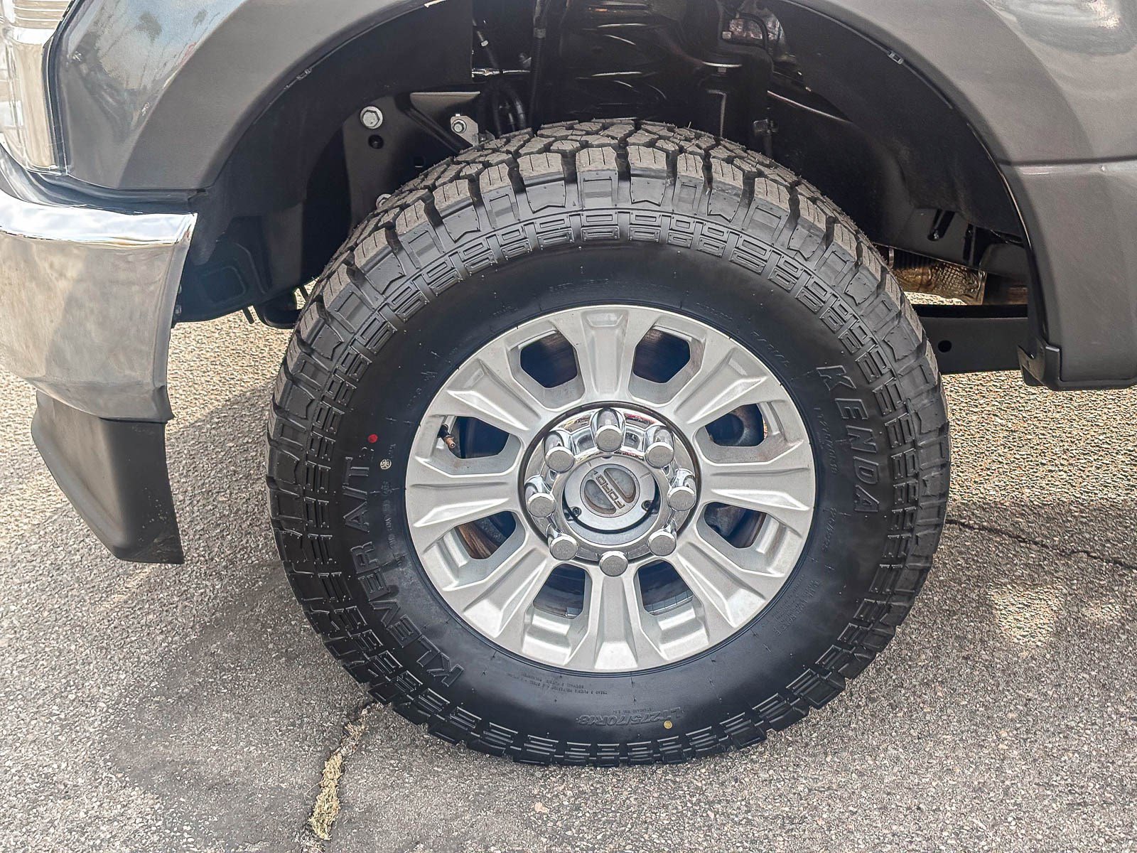 Used 2020 Ford F250 XL w/ STX Appearance Package image 11