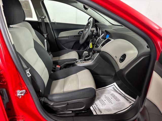 Used 2015 Chevrolet Cruze LS image 27
