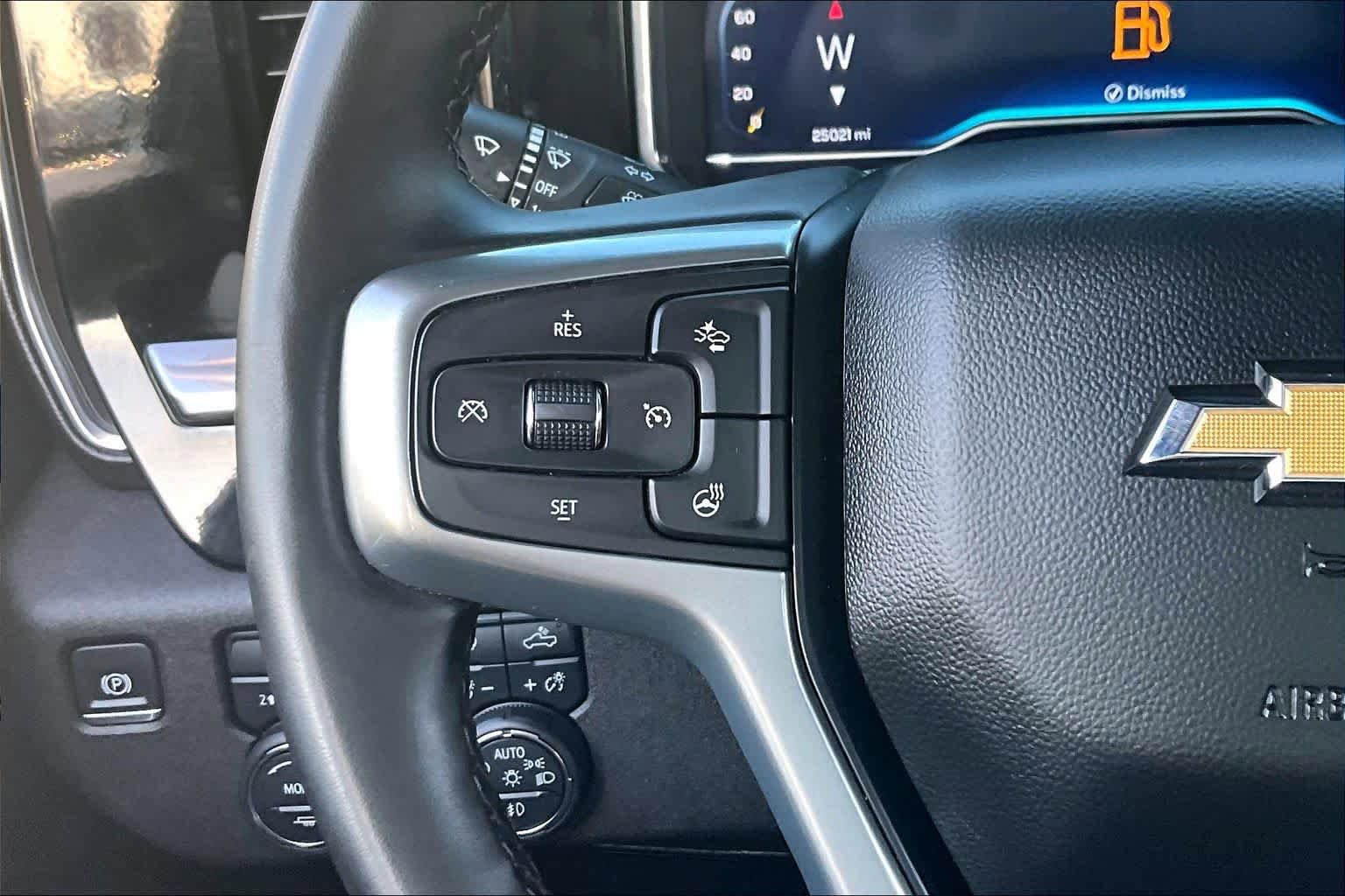 Used 2024 Chevrolet Silverado 2500 LT w/ Texas Edition AWD/4WD image 24