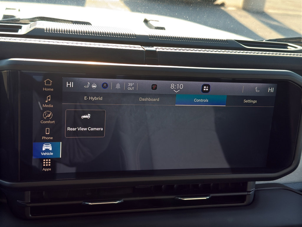 Used 2025 Jeep Wrangler Sahara w/ Safety Group image 18