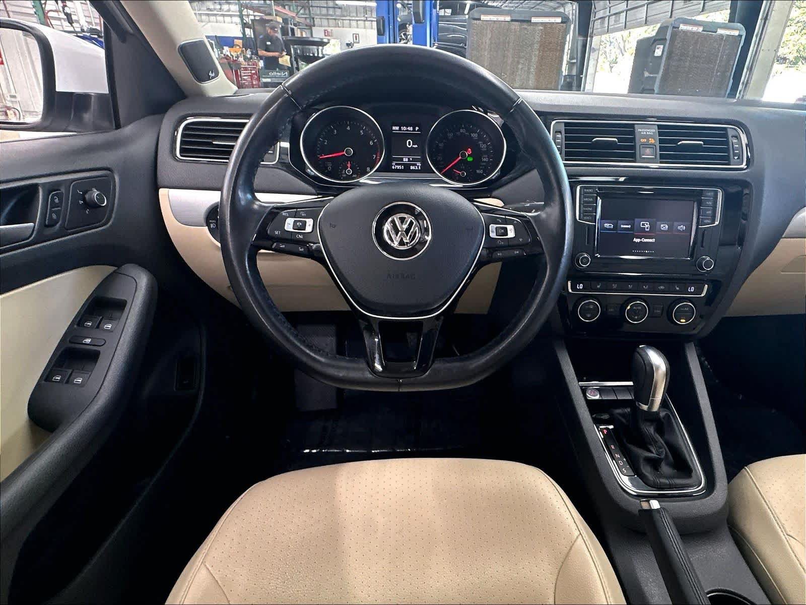 Used 2018 Volkswagen Jetta SEL FWD image 11