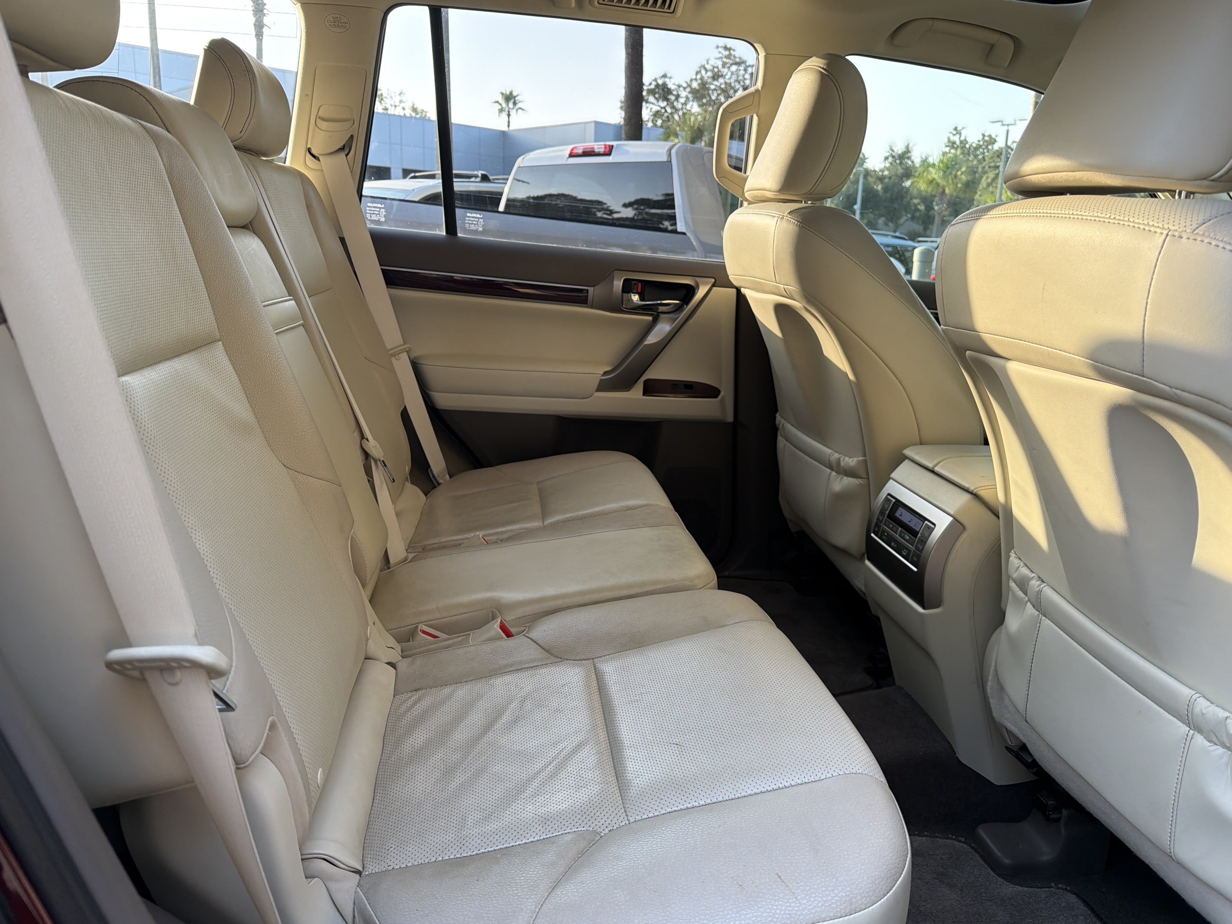 Used 2017 Lexus GX 460 Premium w/ Premium Package AWD/4WD image 33